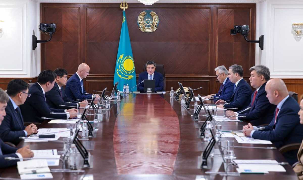 Олжас Бектенов поручил усилить контроль за качеством автодорог