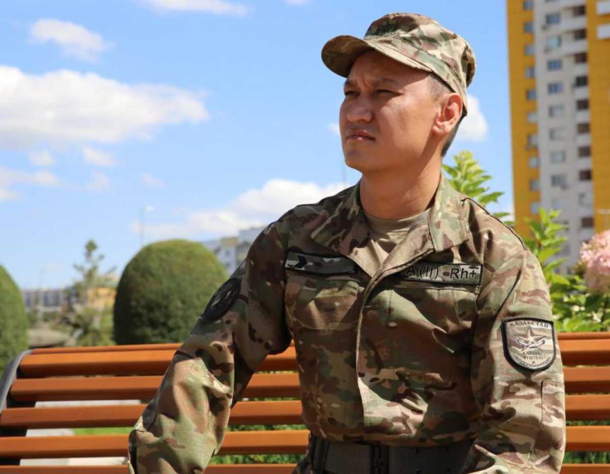 Военный музыкант предотвратил трагедию в Астане