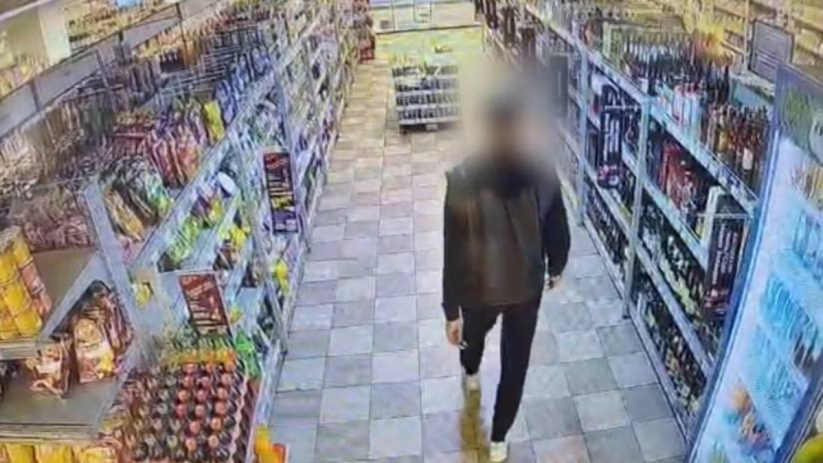 Мужчину, похитившего из магазина семь бутылок алкоголя, задержали в Астане