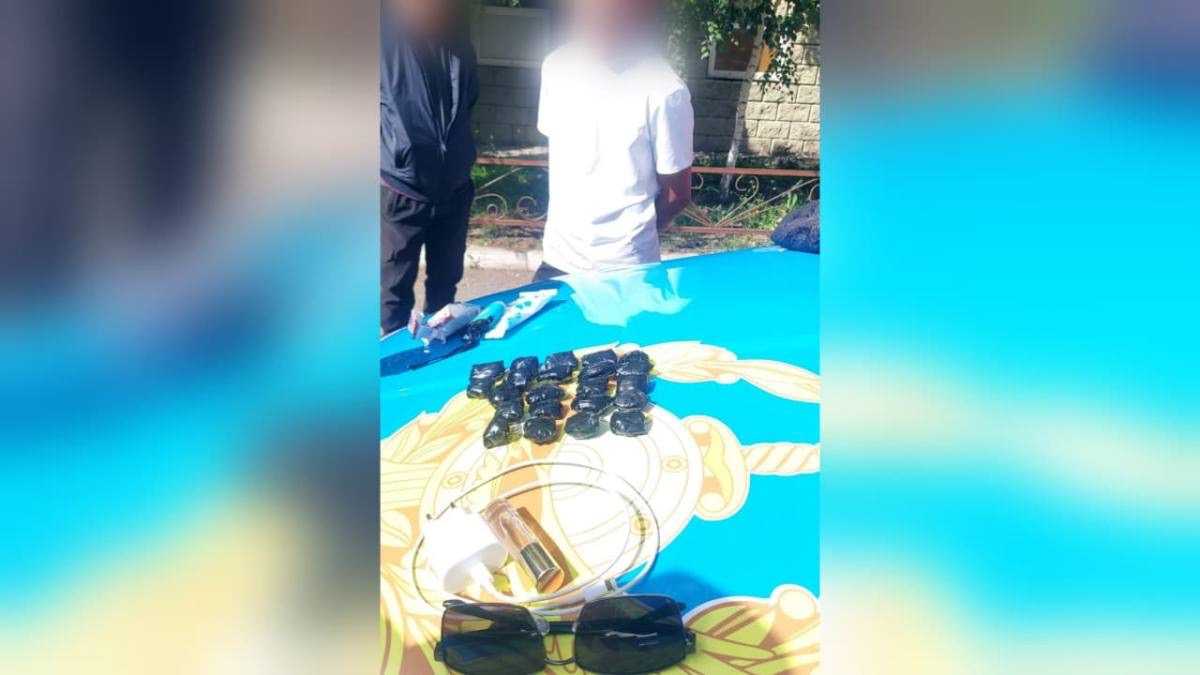 Погоня в Астане: полицейские задержали закладчика с гашишем