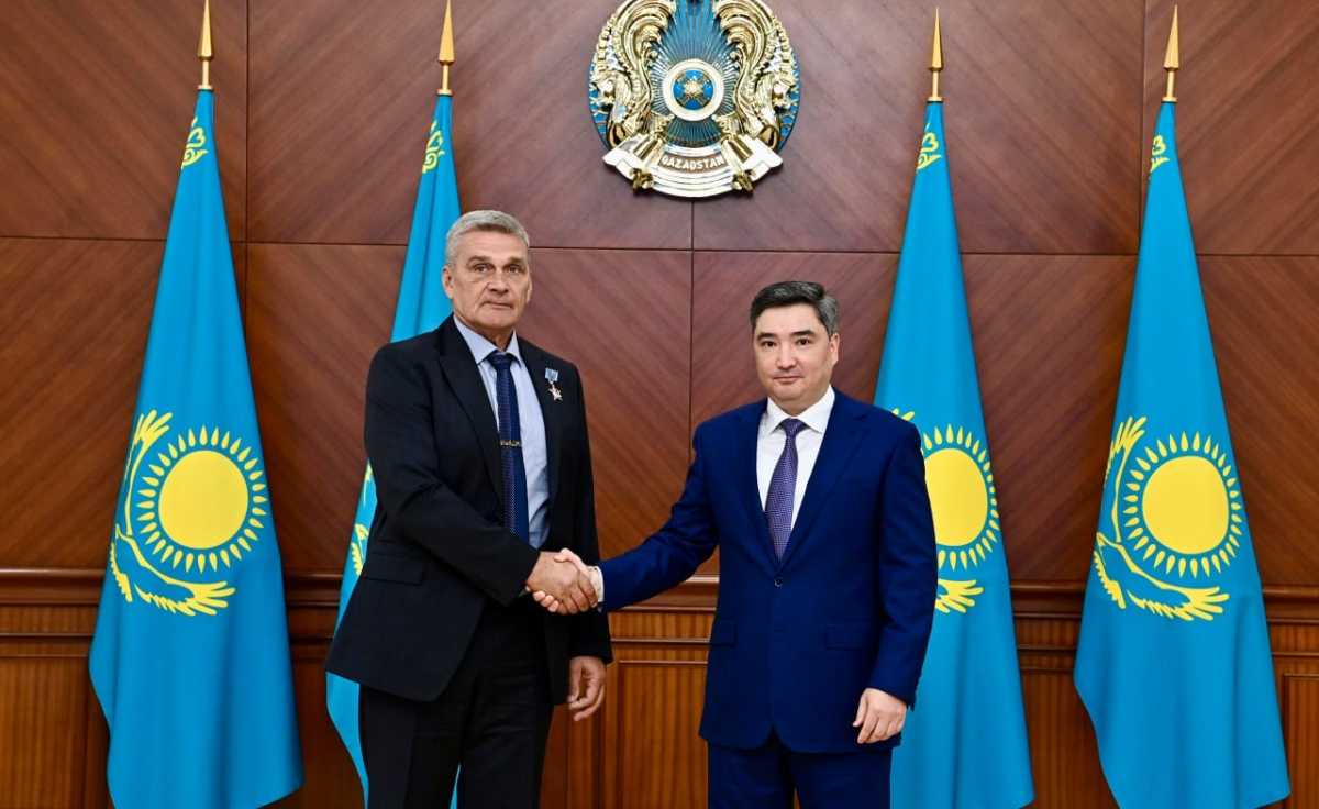 Госнаграды от имени Токаева вручили казахстанским шахтёрам