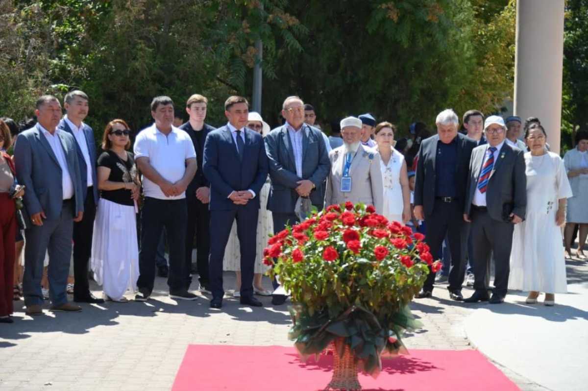 День Абая в Шымкенте превратилсяв настоящий духовно-культурный праздник
