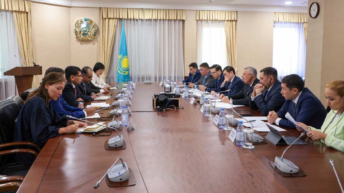 АБР профинансировал проекты в Казахстане на 7,5 млрд долларов