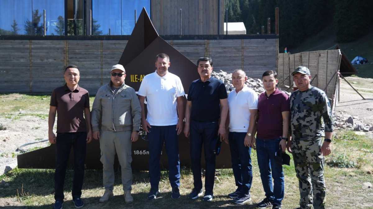 Свыше 650 тонн мусора вывезено: министр экологии проверил чистоту Иле-Алатауского парка
