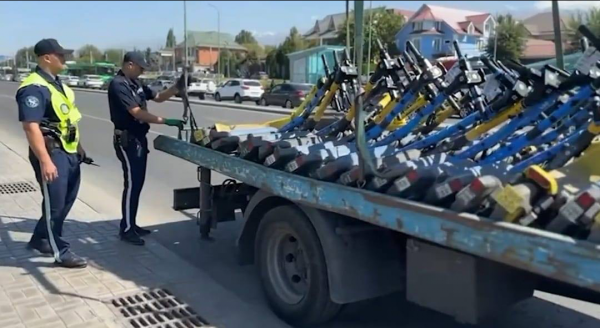 Электросамокаты под контролем: полиция Алматы усилила рейды на дорогах