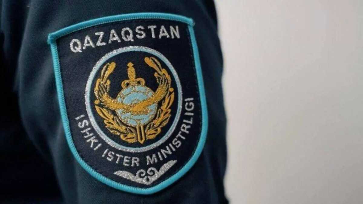 Полиция усилила охрану школ в Алматы