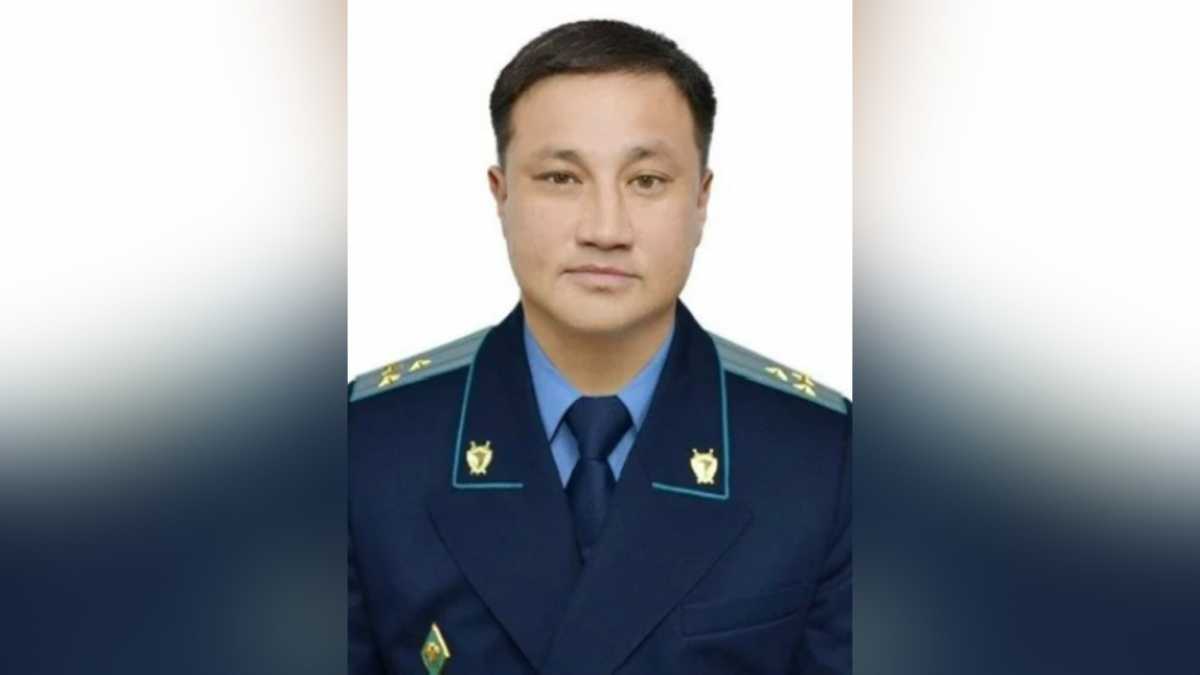 Прокурора Актау задержали в аэропорту Алматы