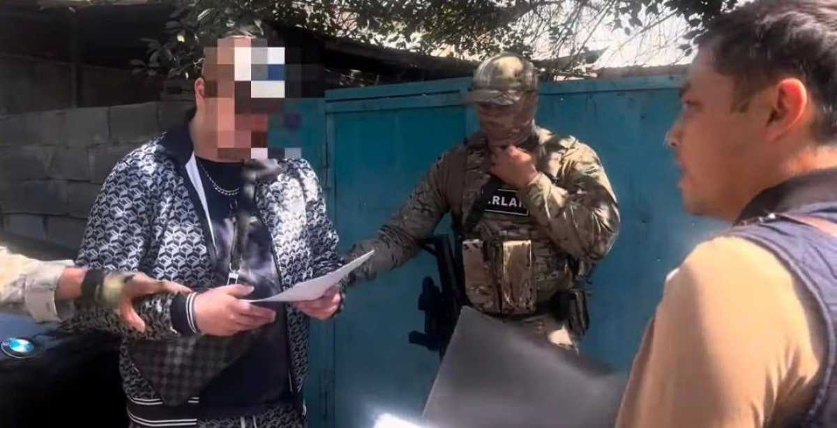 В Жетысуской области задержали подозреваемого в серии кибератак на счета казахстанцев
