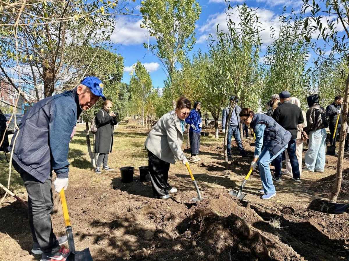 Масштабная уборка в Астане: как прошёл первый день экомесячника