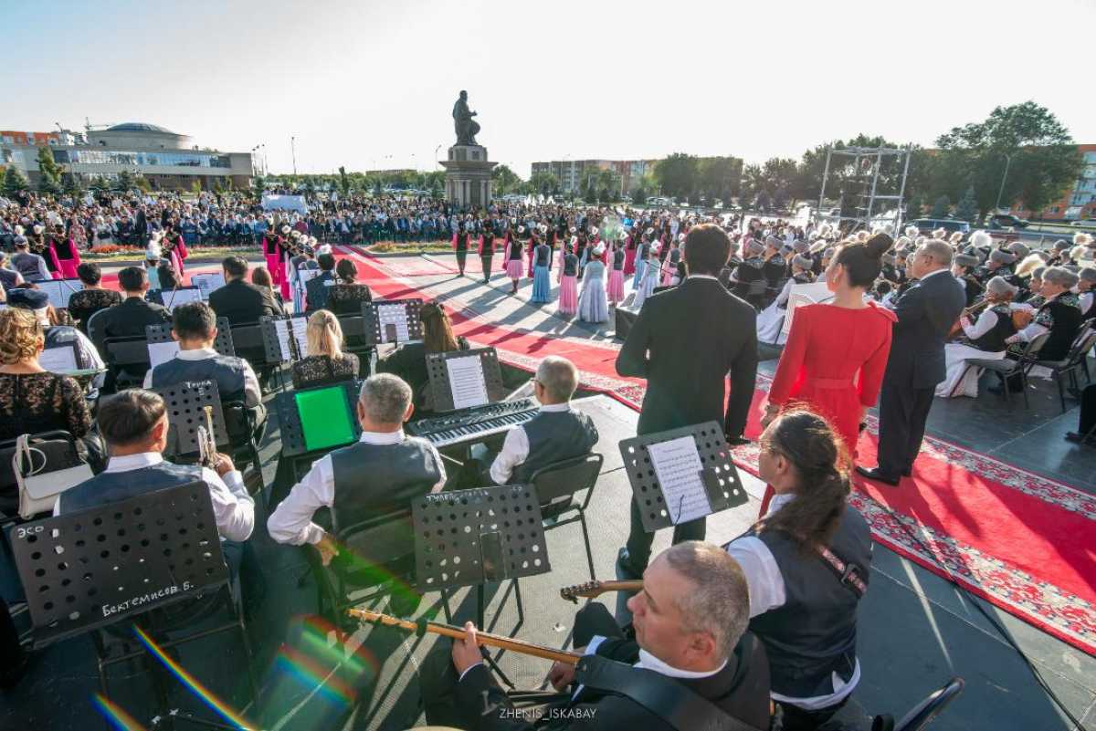50 лет на сцене: в Талдыкоргане отмечают юбилей драмтеатра им. Бикен Римовой