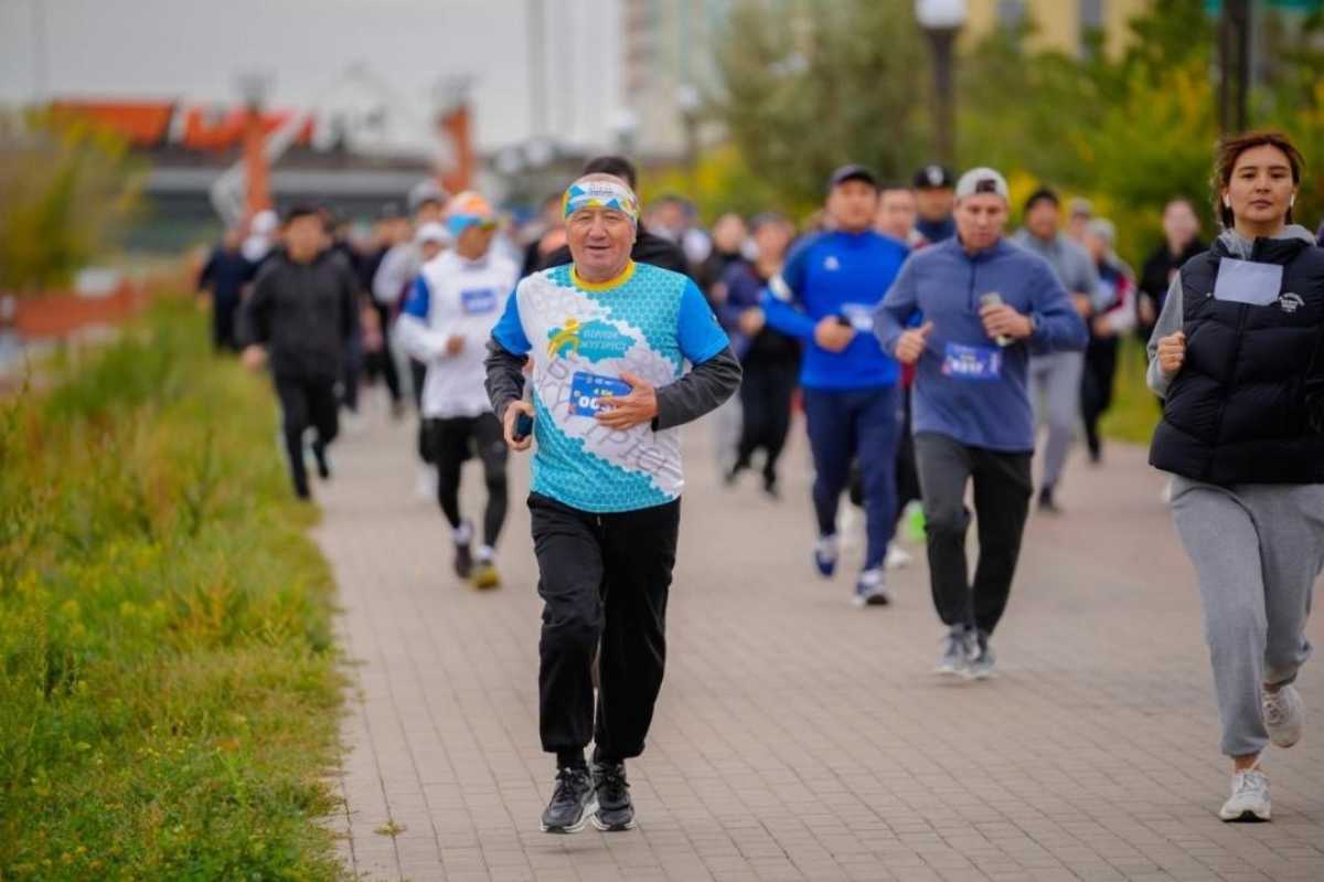 «Чемпионский дух»: сотни человек приняли участие в забеге в Астане