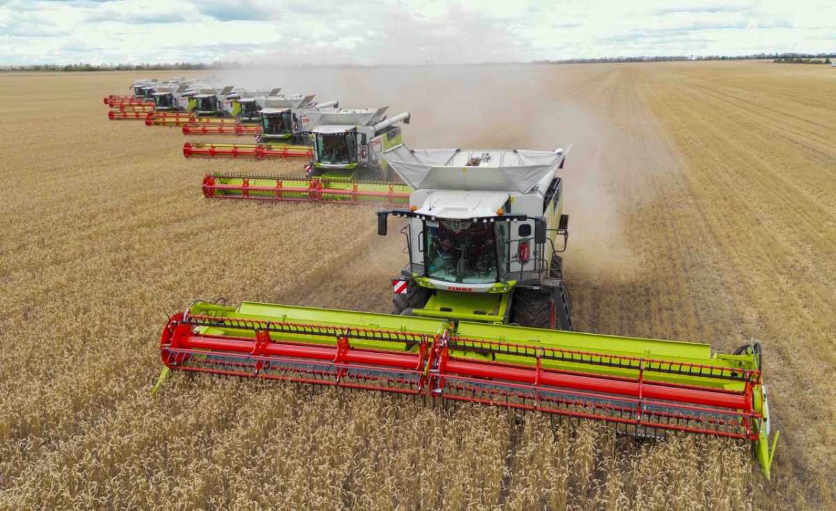 Токаев поручил ускорить внедрение цифровых технологий в сельское хозяйство