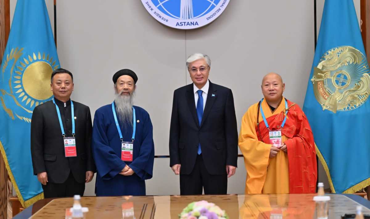 Касым-Жомарт Токаев оценил вклад Си Цзиньпина в развитие глобального межцивилизационного диалога