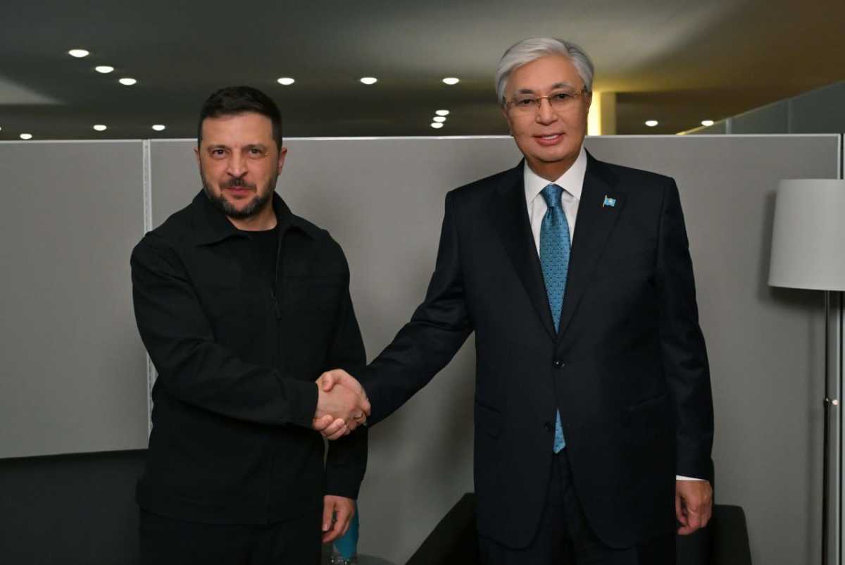 Токаев провёл встречу с Зеленским