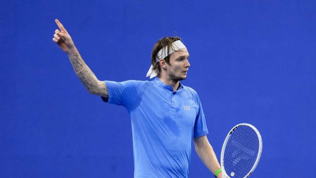 Казахстанский теннисист Александр Бублик вышел в финал турнира в Китае