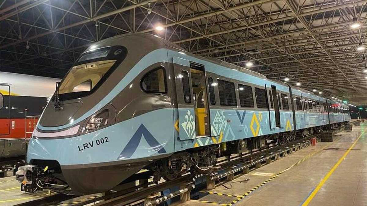 Названа дата тестового запуска поездов LRT в Астане