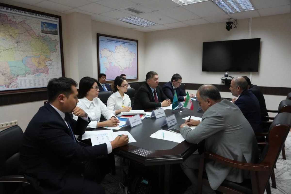 Казахстан и Иран укрепляют сотрудничество в транспортно-логистической сфере