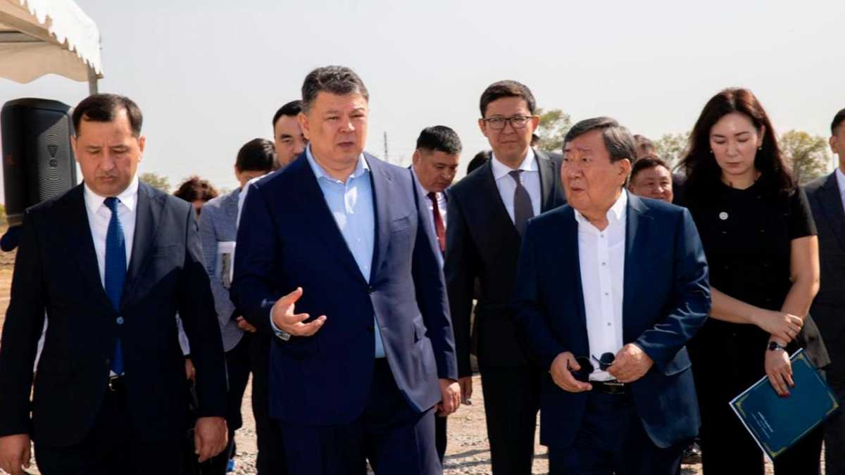 Канат Бозумбаев ознакомился с подготовкой к застройке четырёх дистриктов Aлатау