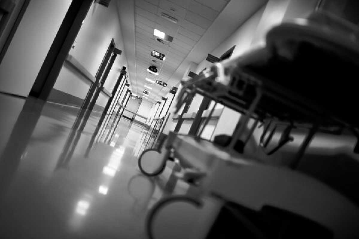 Мужчина, спасший жену и детей из пожара, скончался в больнице в Павлодарской области