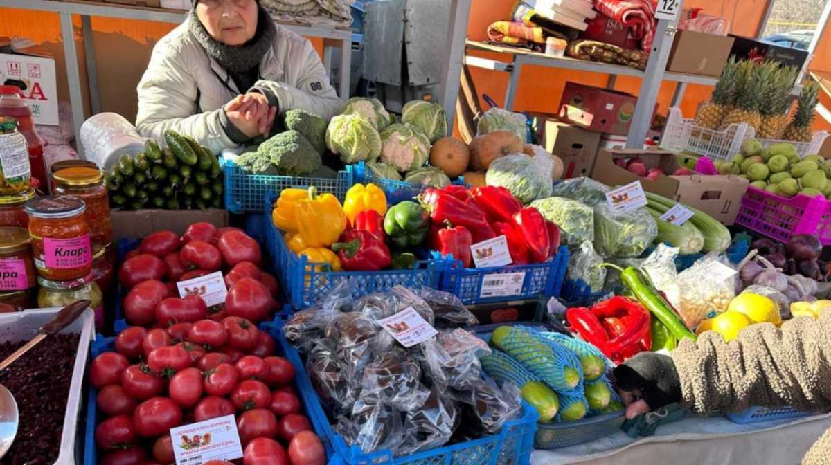 До 700 тонн продукции нового урожая реализуют на ярмарках выходного дня в Алматы