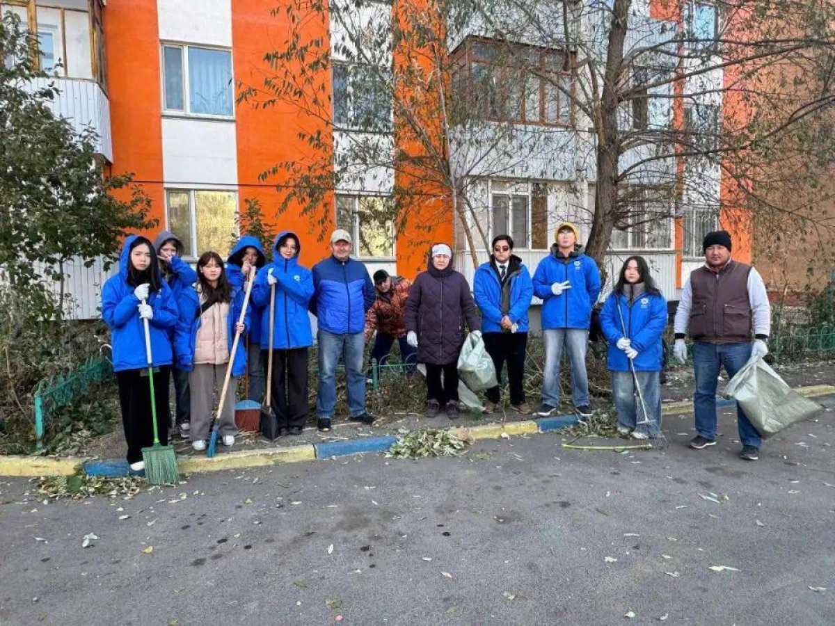 «Таза Қазақстан»: акцию чистоты «Чистый четверг» провели в Астане