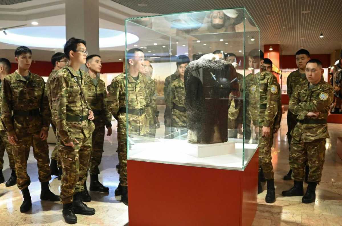 В Астане более 500 студентов военной кафедры посетили Военно-исторический музей