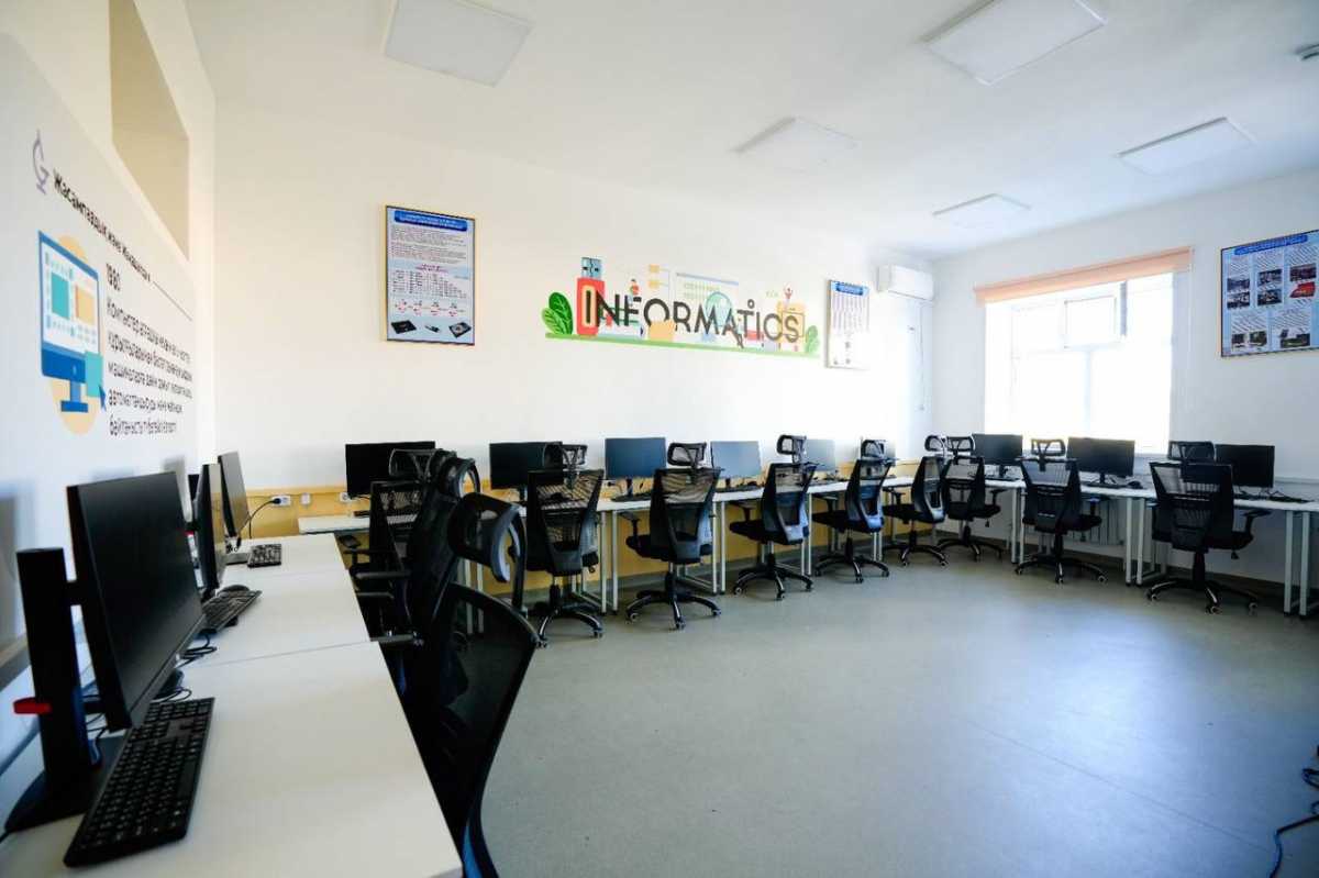 130 тысяч казахстанских детей сели за парты в обновлённых школах