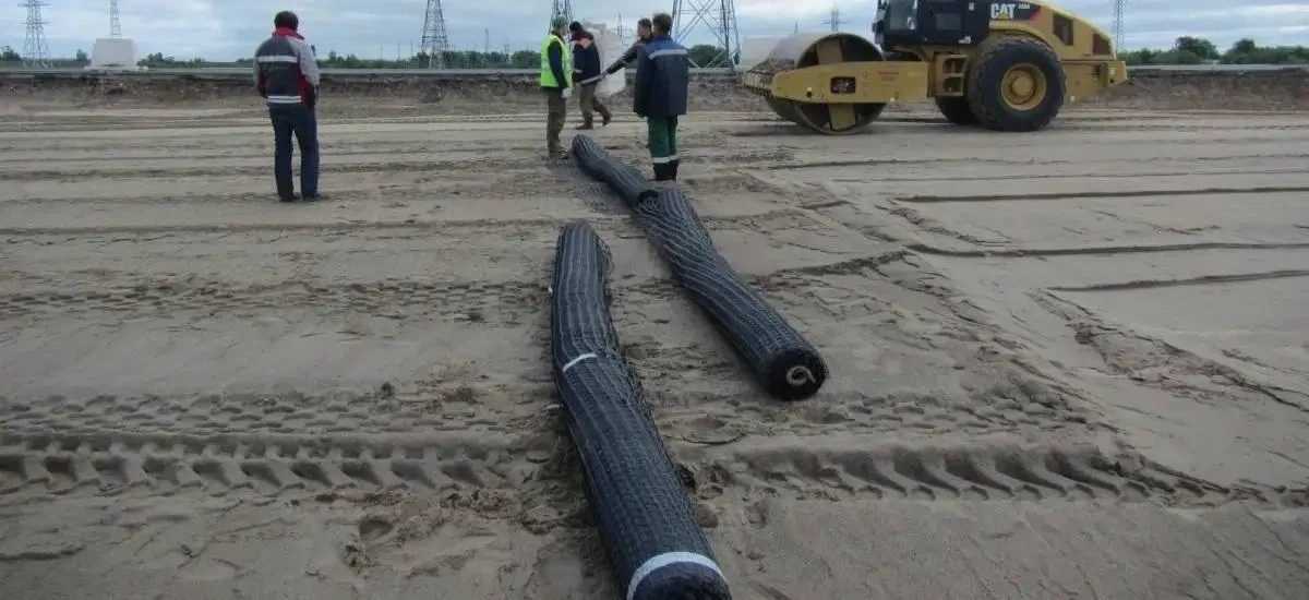 Геоматериалы: виды, свойства и области применения