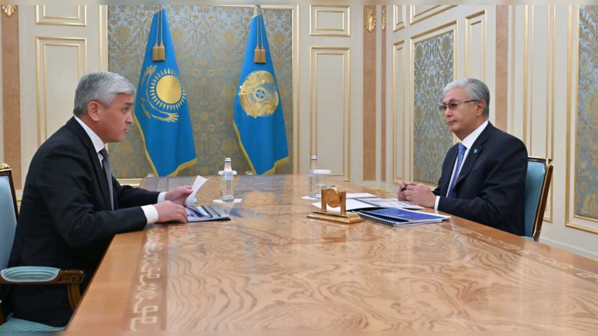 Аким Карагандинской области отчитался перед Токаевым