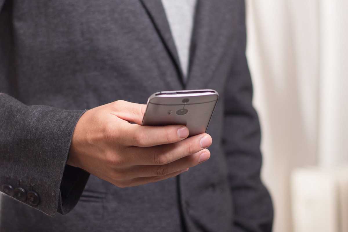 Казахстанцы начали получать SMS с предупреждением