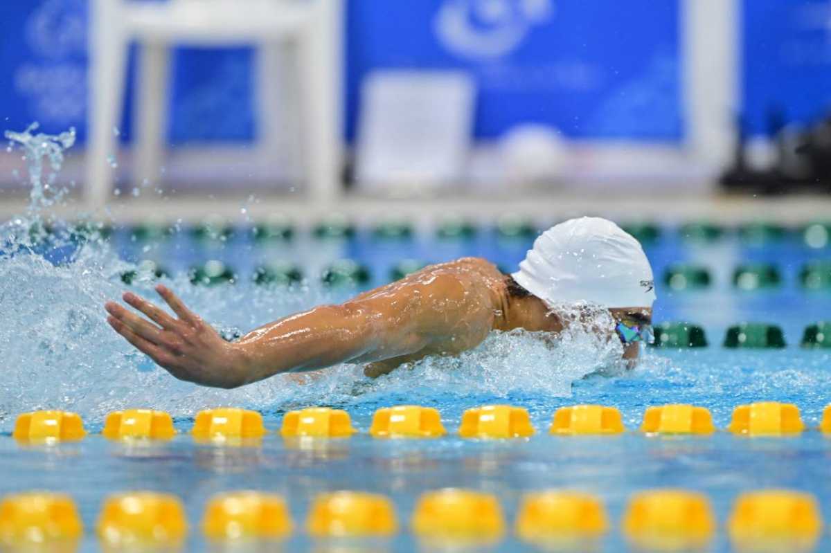 Казахстанские пловцы завоевали серебряную медаль ЮАИ