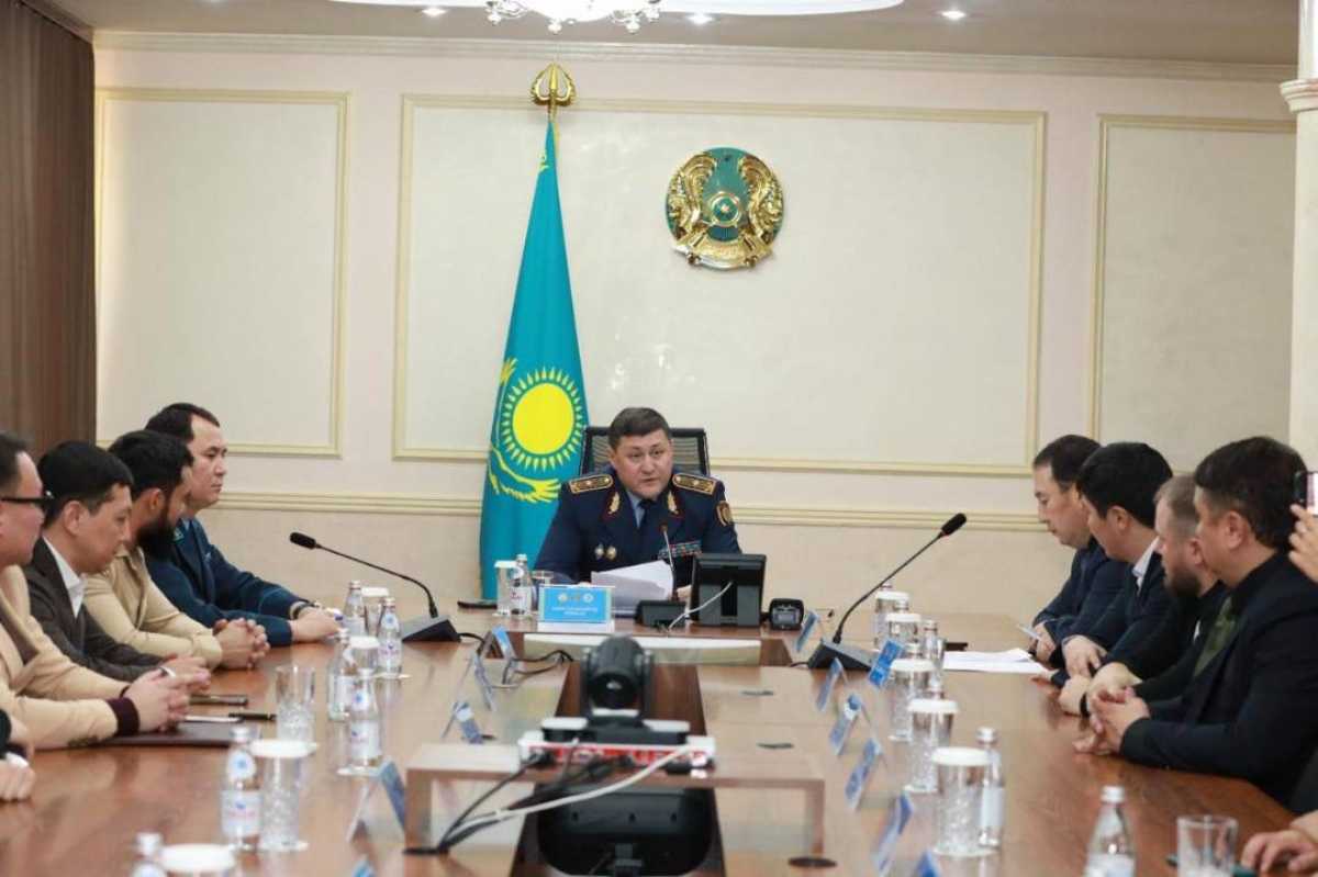 Депутаты, спортсмены, полицейские и блогеры объединились для борьбы с наркопреступностью в Астане