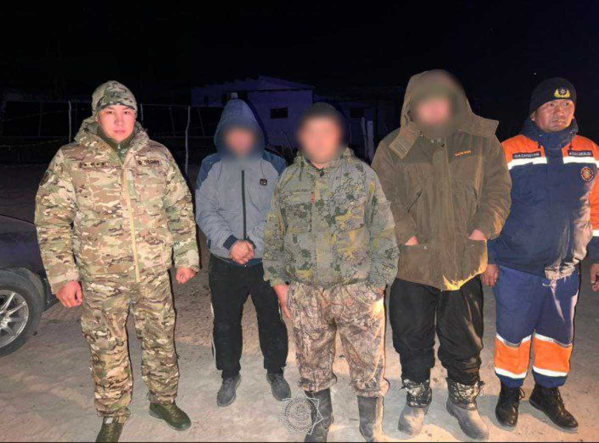 Заблудившихся рыбаков нашли в Кызылординской области