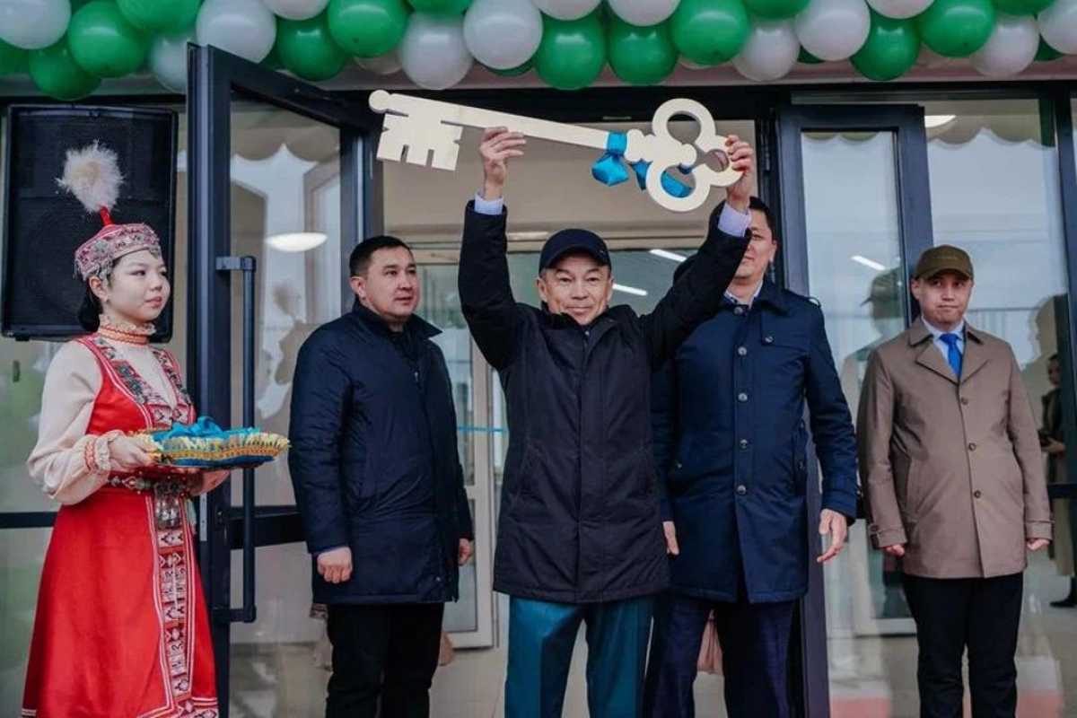 Новая школа на 300 мест открыта в Бурлинском районе: Инициатива Президента Токаева в действии