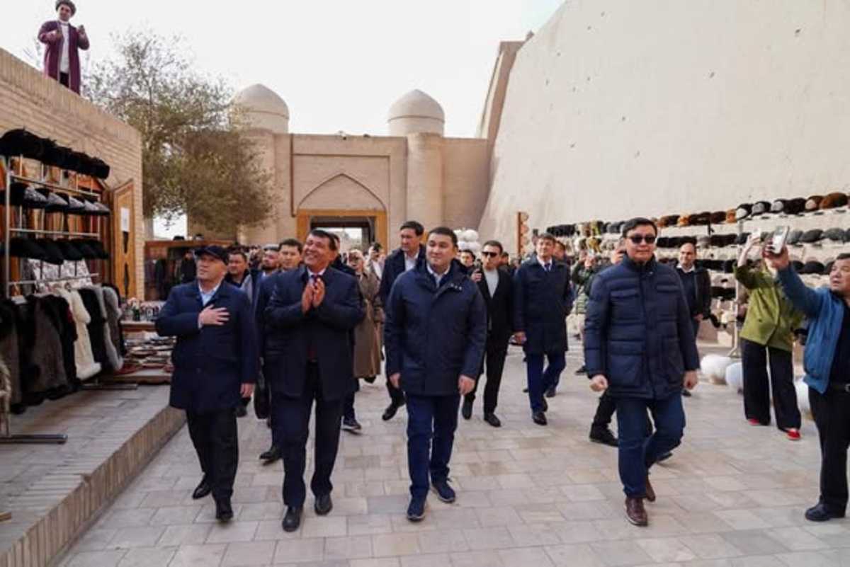 Туризм на подъеме: Туркестан принял 830 тыс. посетителей и укрепляет связи с Узбекистаном