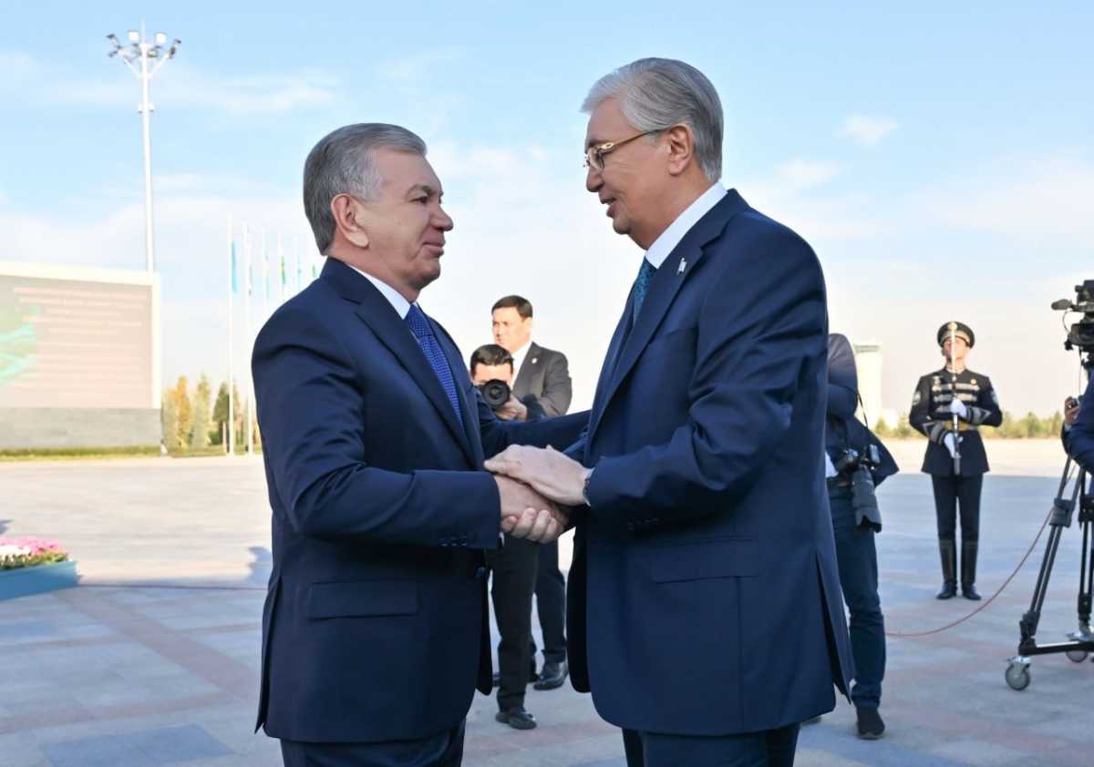 Токаев прибыл с госвизитом в Ташкент – фото