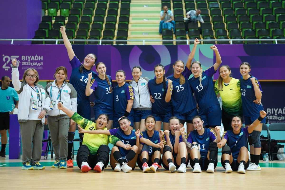 Казахстанские гандболистки вышли в полуфинал Исламиады-2025