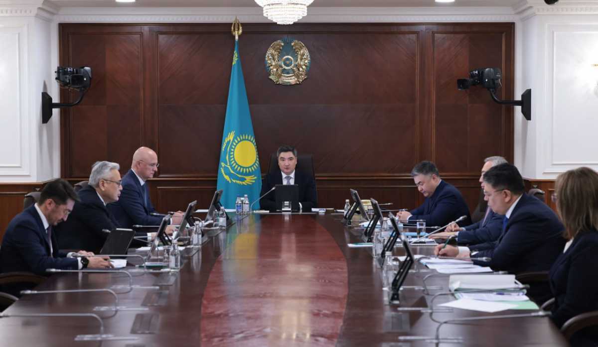 Олжас Бектенов поручил усилить работу по выявлению непродуктивных посредников