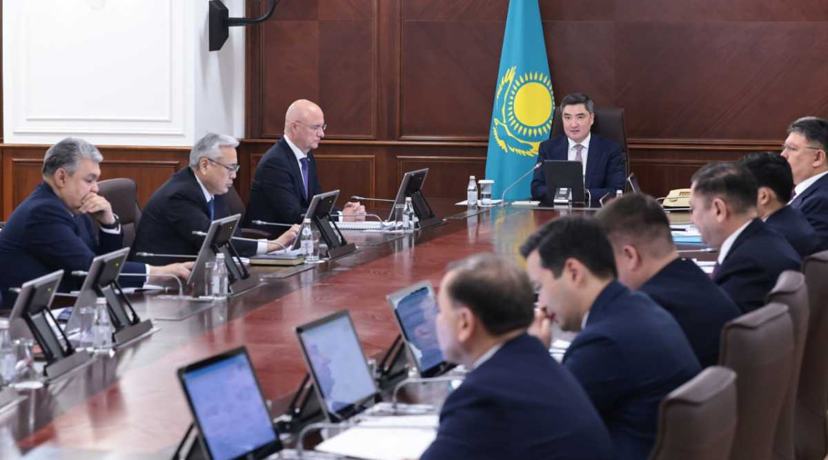 Цены под контролем: Бектенов потребовал остановить необоснованное подорожание лекарств