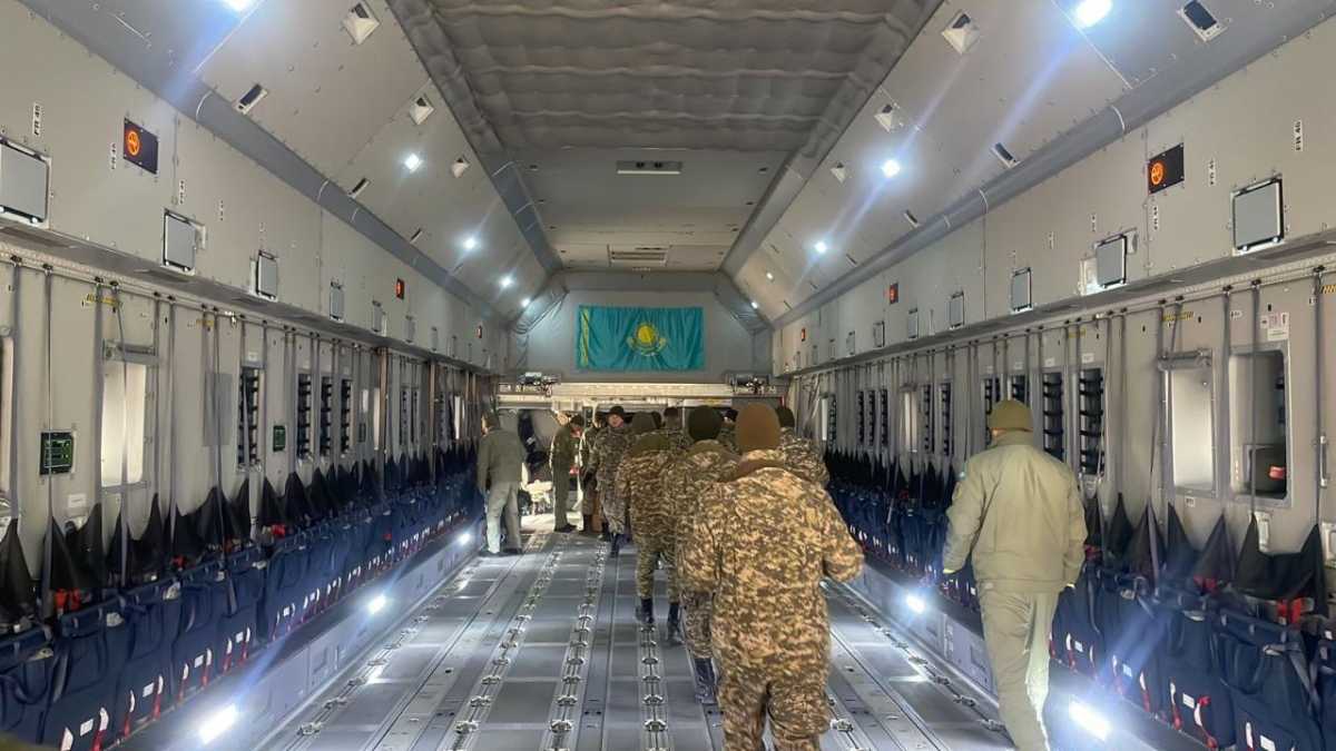 Казахстан направил гуманитарную помощь в Афганистан