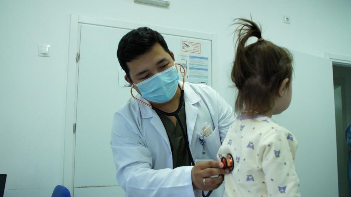 Период ОРВИ: врач из Астаны обратился к родителям