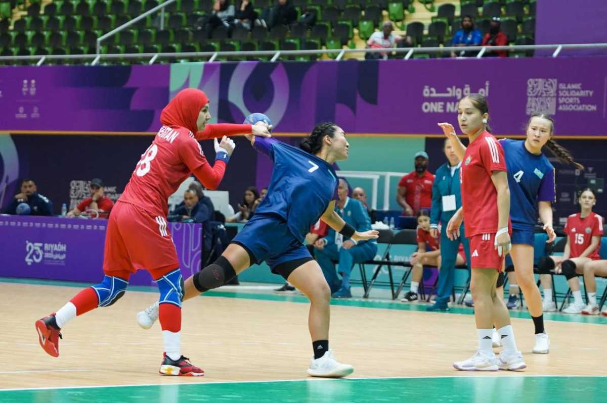 Казахстан уступил в первом матче на чемпионате мира по гандболу