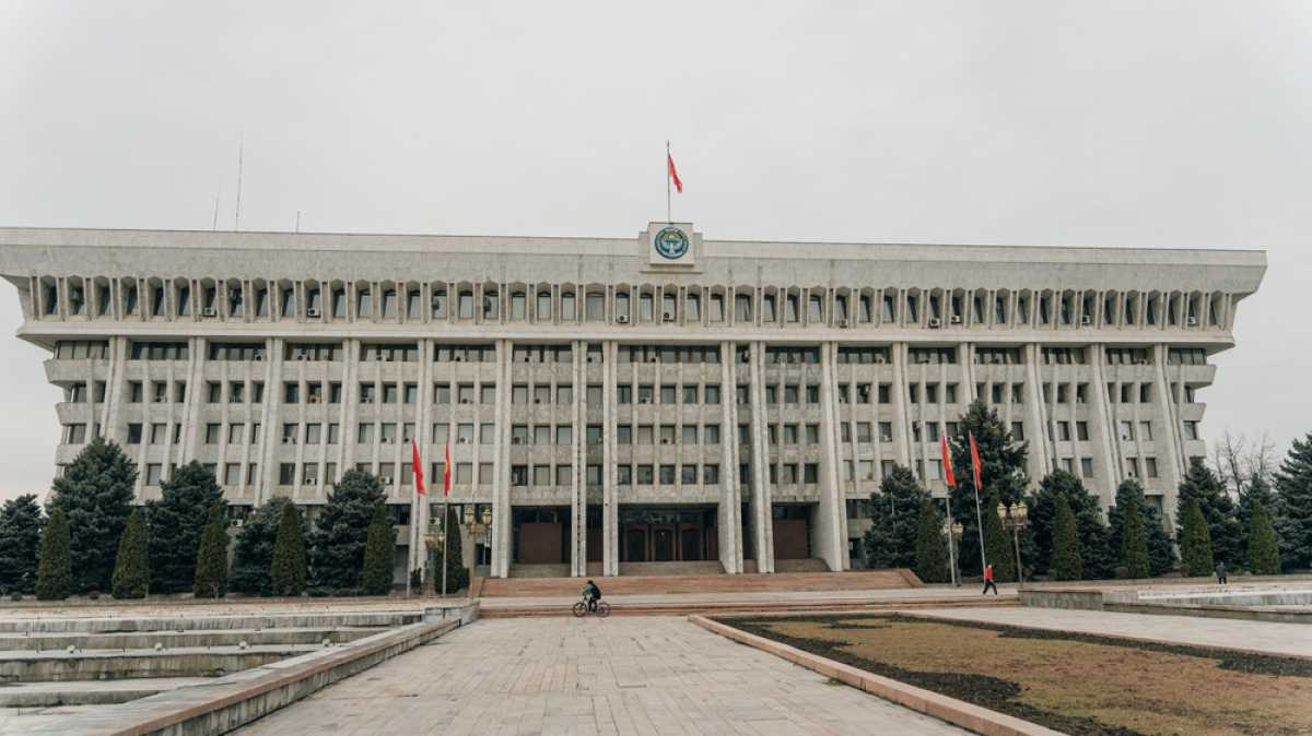 Досрочные парламентские выборы стартовали в Кыргызстане