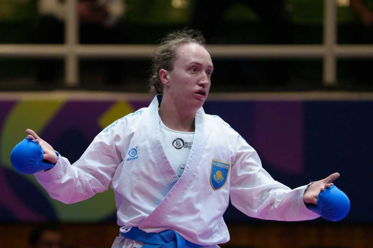 Софья Берульцева принесла Казахстану «серебро» чемпионата мира по каратэ