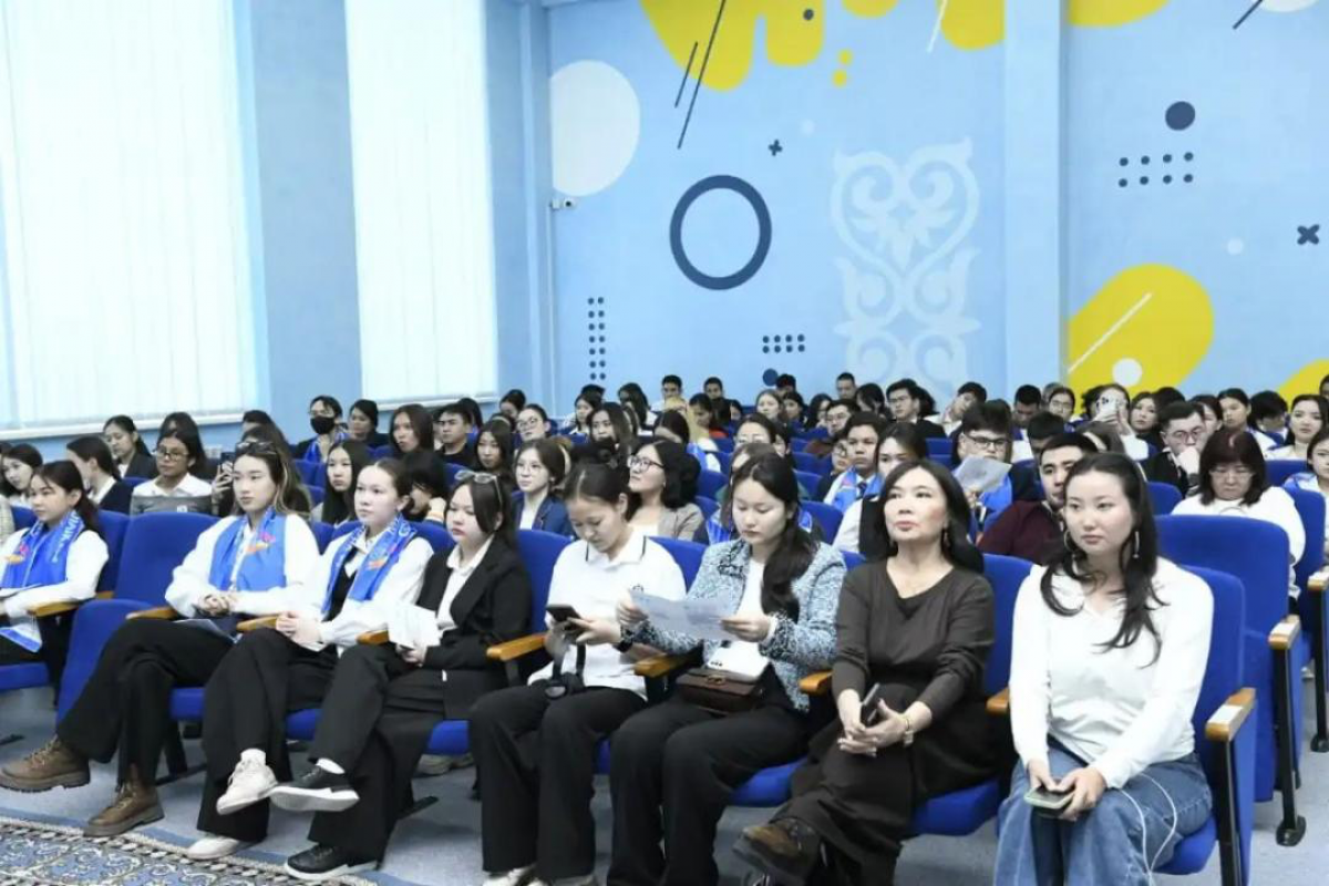 «Юный лидер»: масштабный форум о волонтёрстве прошёл в Астане