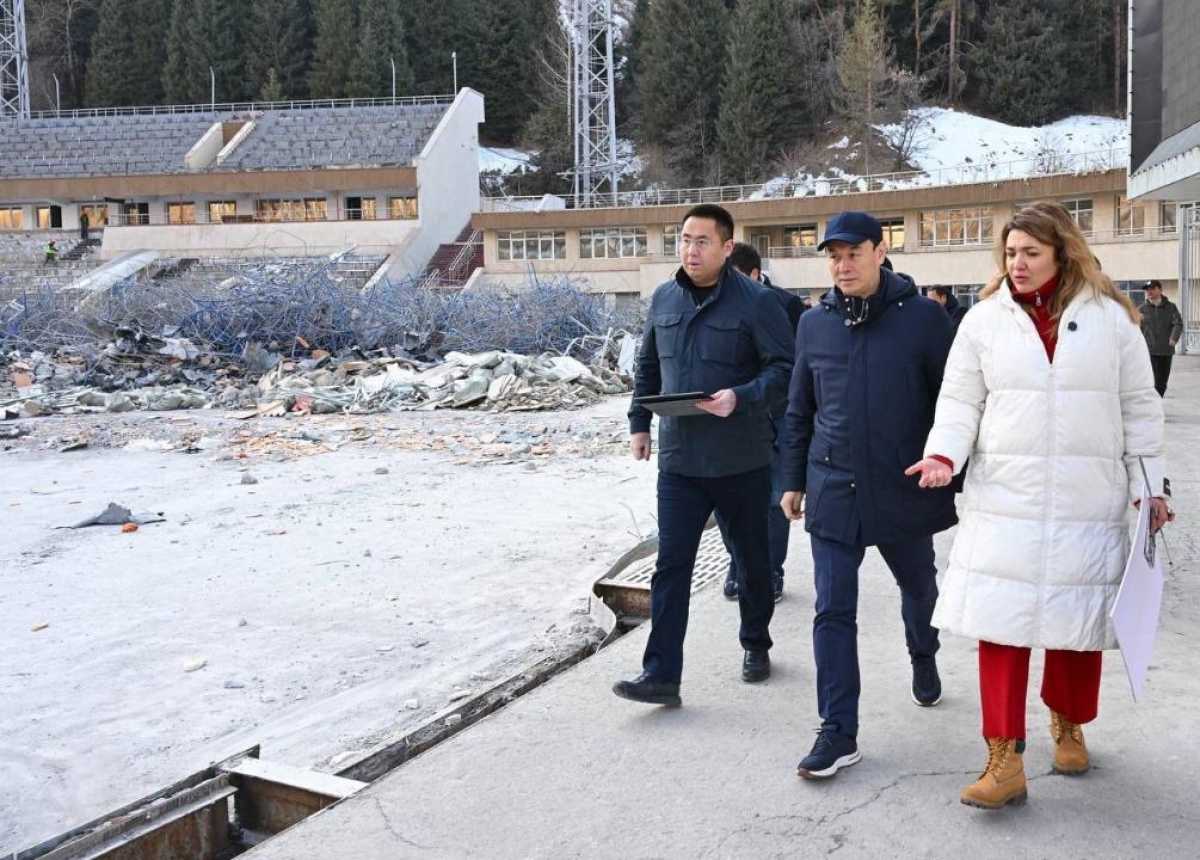 Аким Алматы ознакомился с ходом реконструкции высокогорного спортивного комплекса «Медеу»