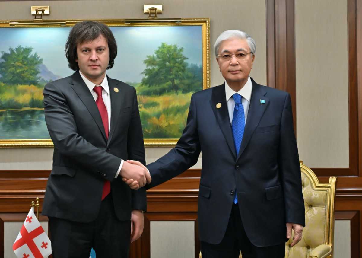 Токаев встретился с премьер-министром Грузии