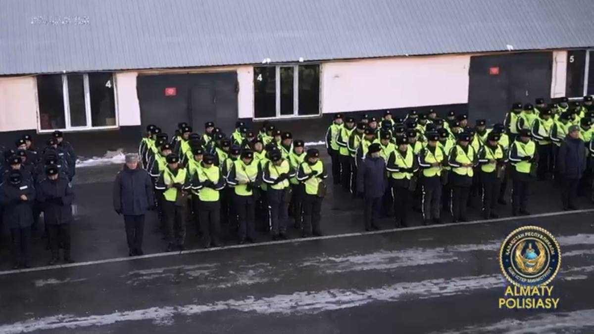 Полиция Алматы перешла на усиленный режим работы