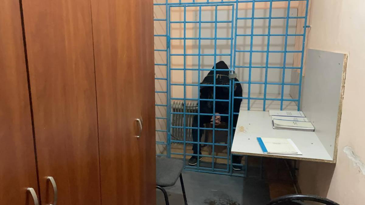 В Уральске задержали мужчину, разыскиваемого за мошенничество на 58 млн тг