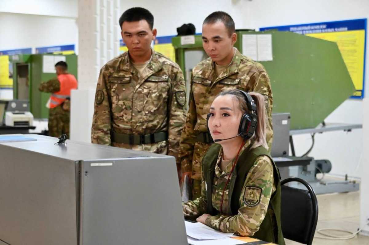 Подготовка военных специалистов: в частях ВС Казахстана стартовали практические занятия